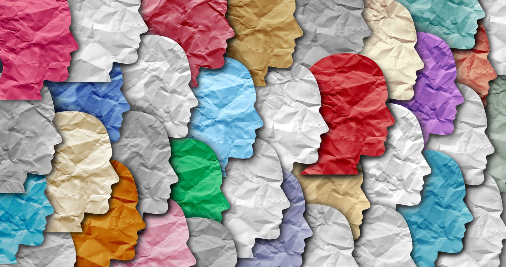 色付きのスペインのくしゃくしゃの紙の頭のグループ。